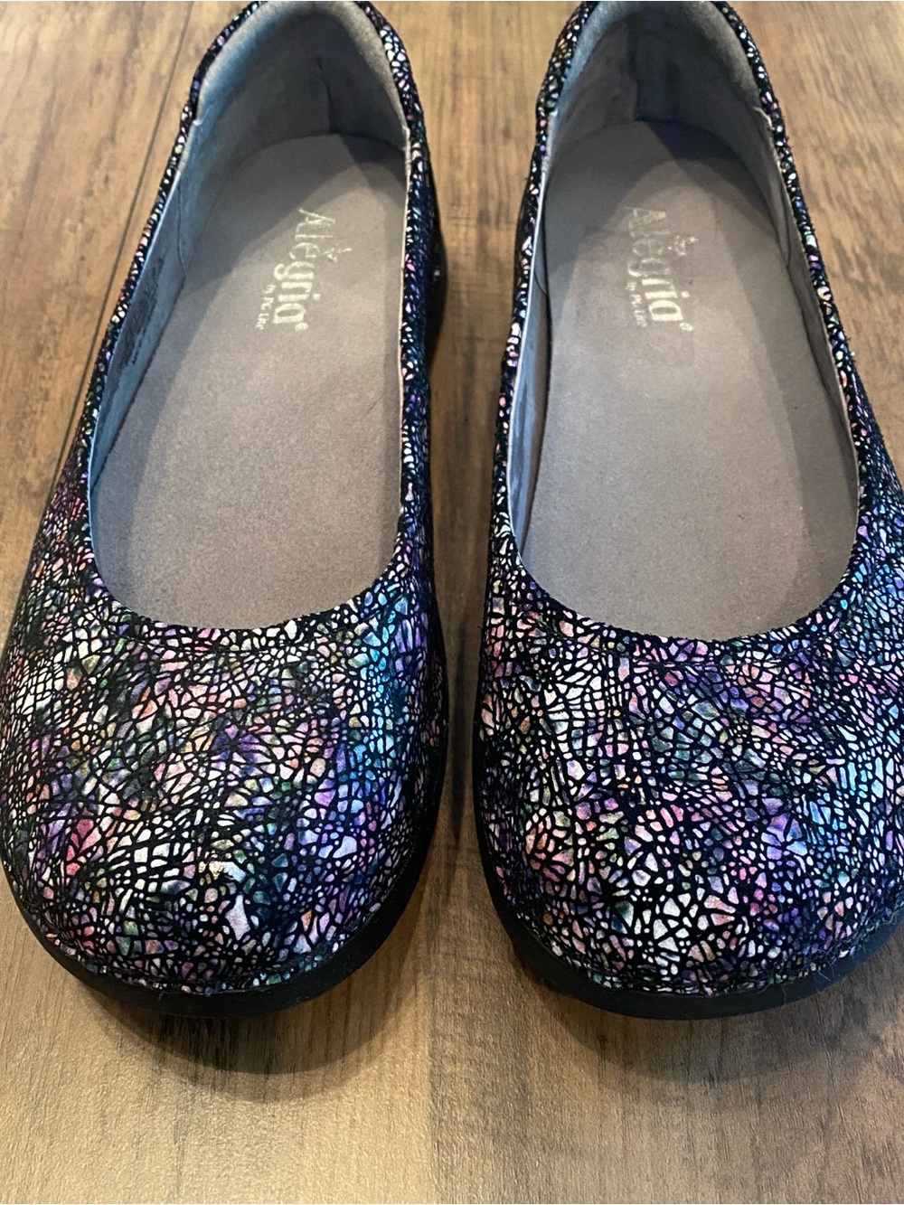 Alegria • Petal Fractually • Multicolor Crackle Ballet Flats • Size 9.5 - Picture 2 of 11